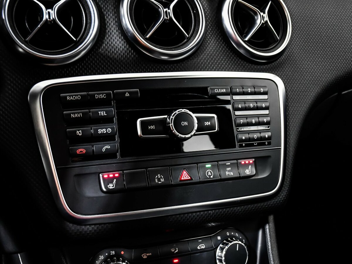 Купить Mercedes-Benz A-Класс 180 III (W176), 2014, 127 524 км, фото №17