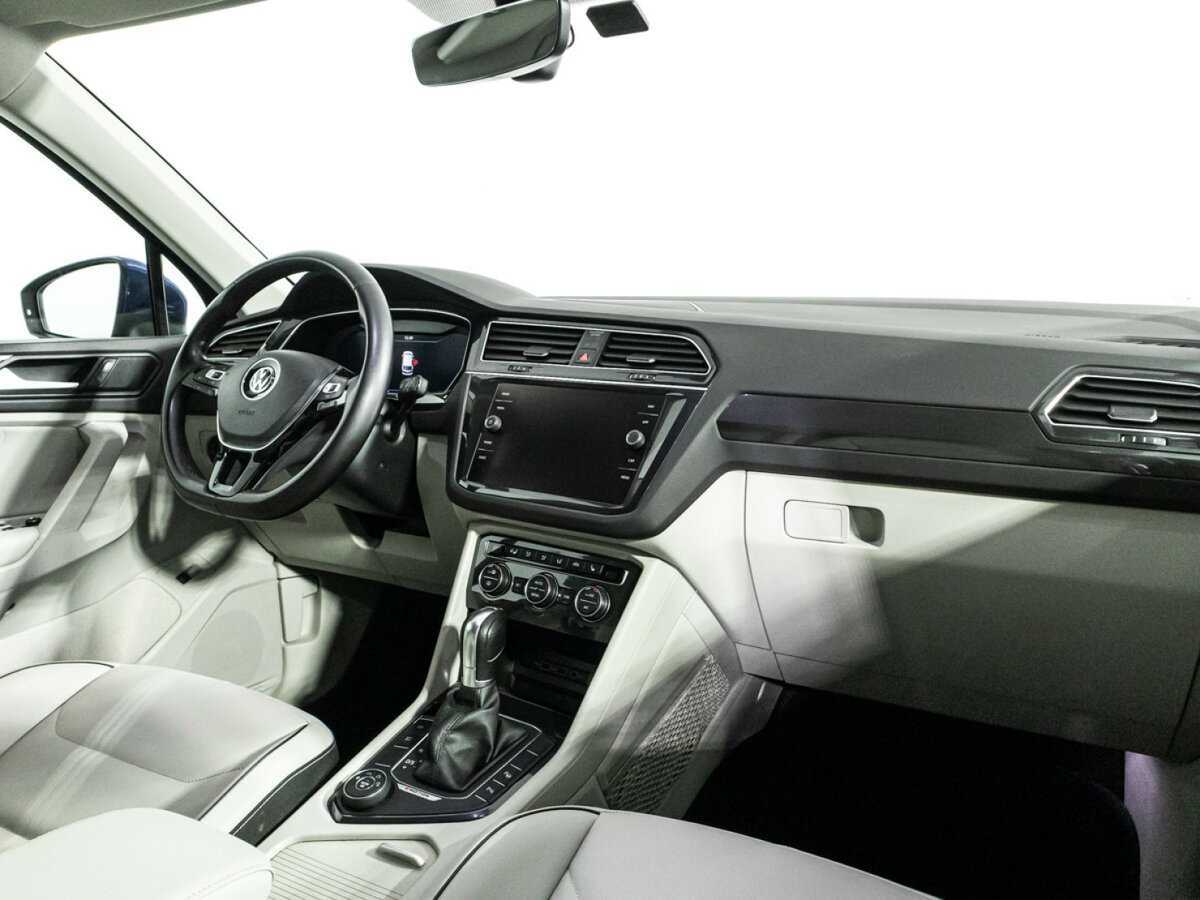 Купить Volkswagen Tiguan, 2018, 104 827 км, фото №9