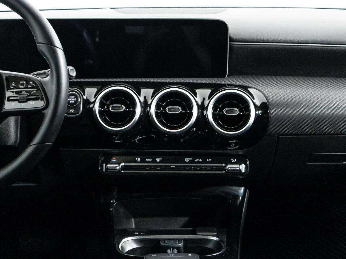 Купить Mercedes-Benz CLA 200, 2020, 78 000 км, фото №14