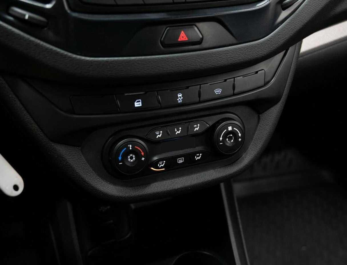 Купить Lada (ВАЗ) Vesta, 2019, 82 000 км, фото №20