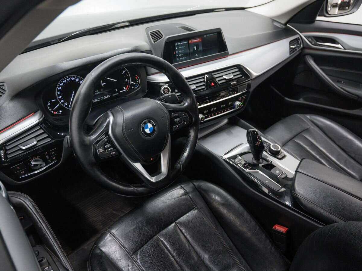 Купить BMW 5 серии 520d, 2018, 165 962 км, фото №15