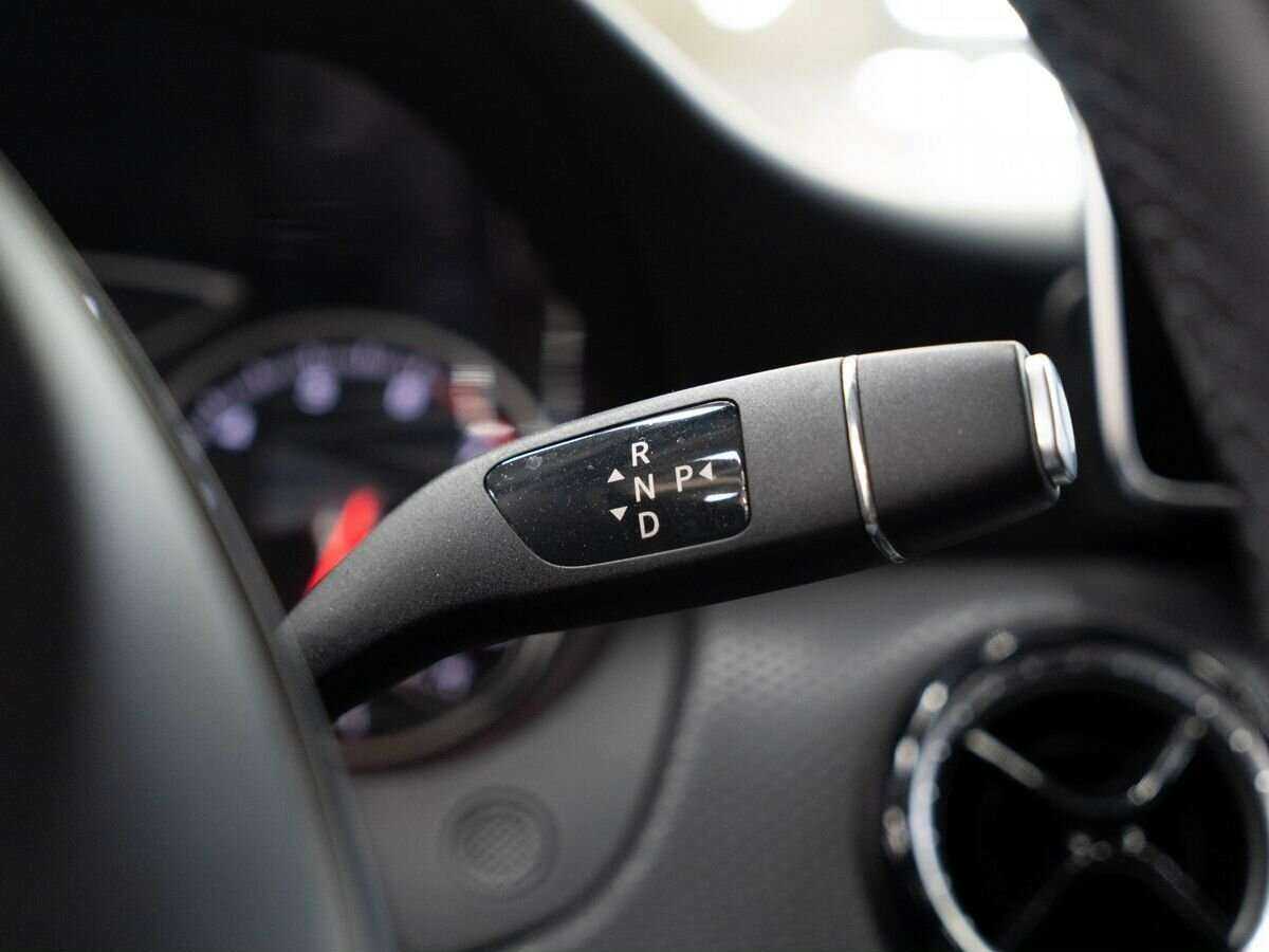 Купить Mercedes-Benz A-Класс 180, 2016, 130 000 км, фото №12