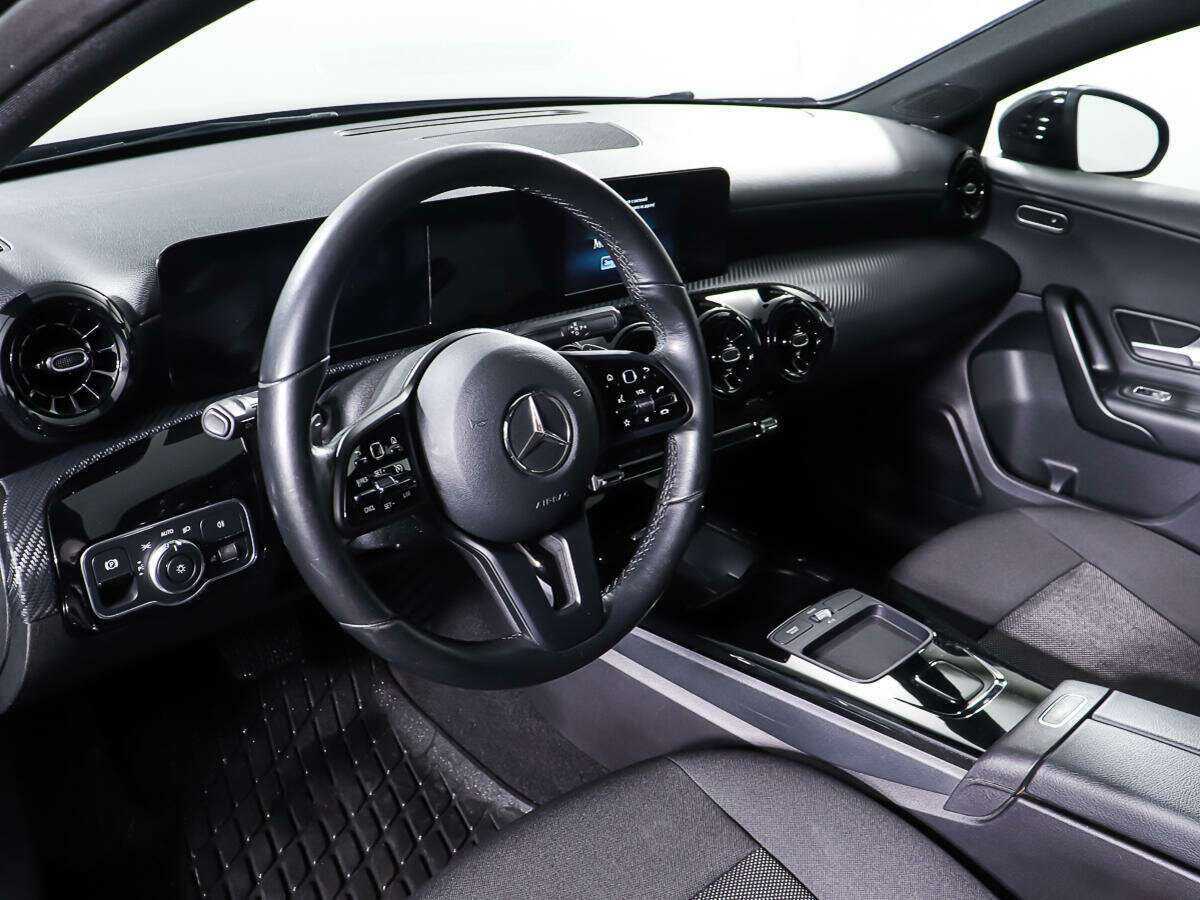 Купить Mercedes-Benz A-Класс 200, 2019, 82 673 км, фото №14
