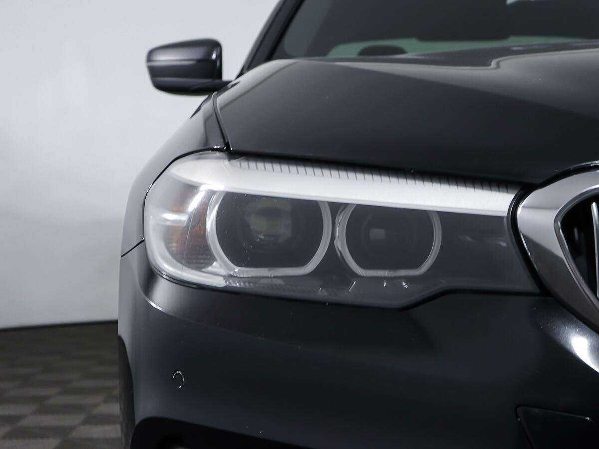 Купить BMW 5 серии 520d, 2017, 223 406 км, фото №25