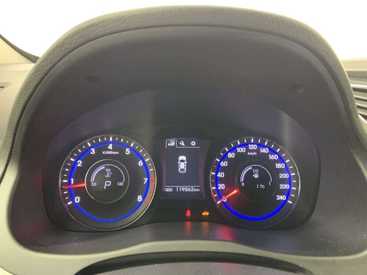 Купить Hyundai i40, 2016, 119 560 км, фото №10