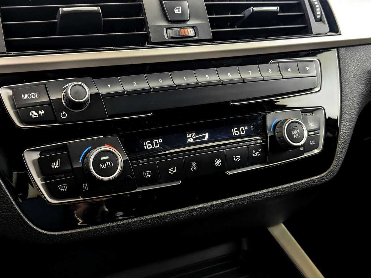 Купить BMW 1 серии 118i, 2017, 72 778 км, фото №21