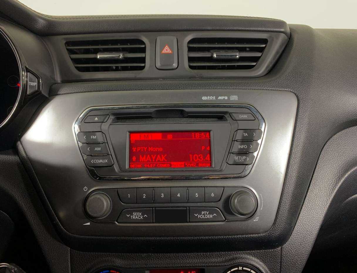 Купить Kia Rio 5-speed, 2012, 136 000 км, фото №16