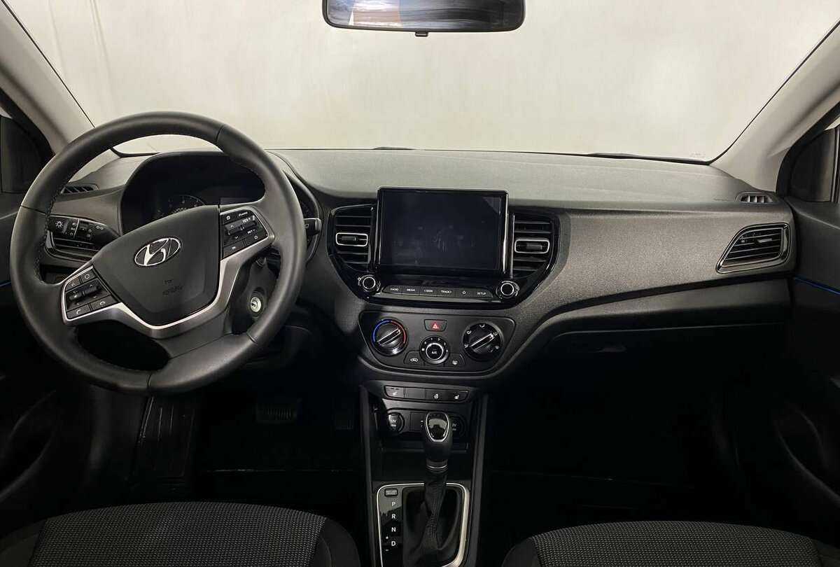 Купить Hyundai Solaris, 2021, 13 369 км, фото №11