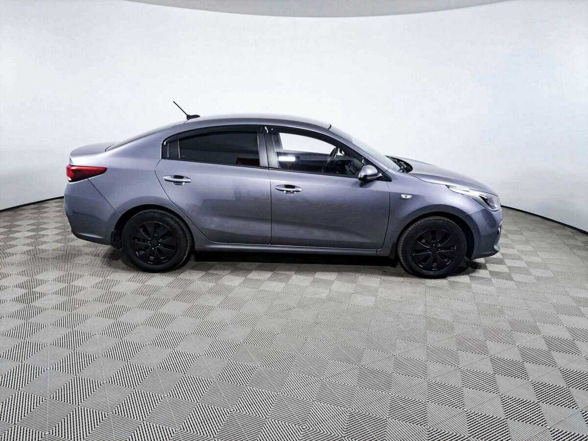Купить Kia Rio, 2017, 111 000 км, фото №4