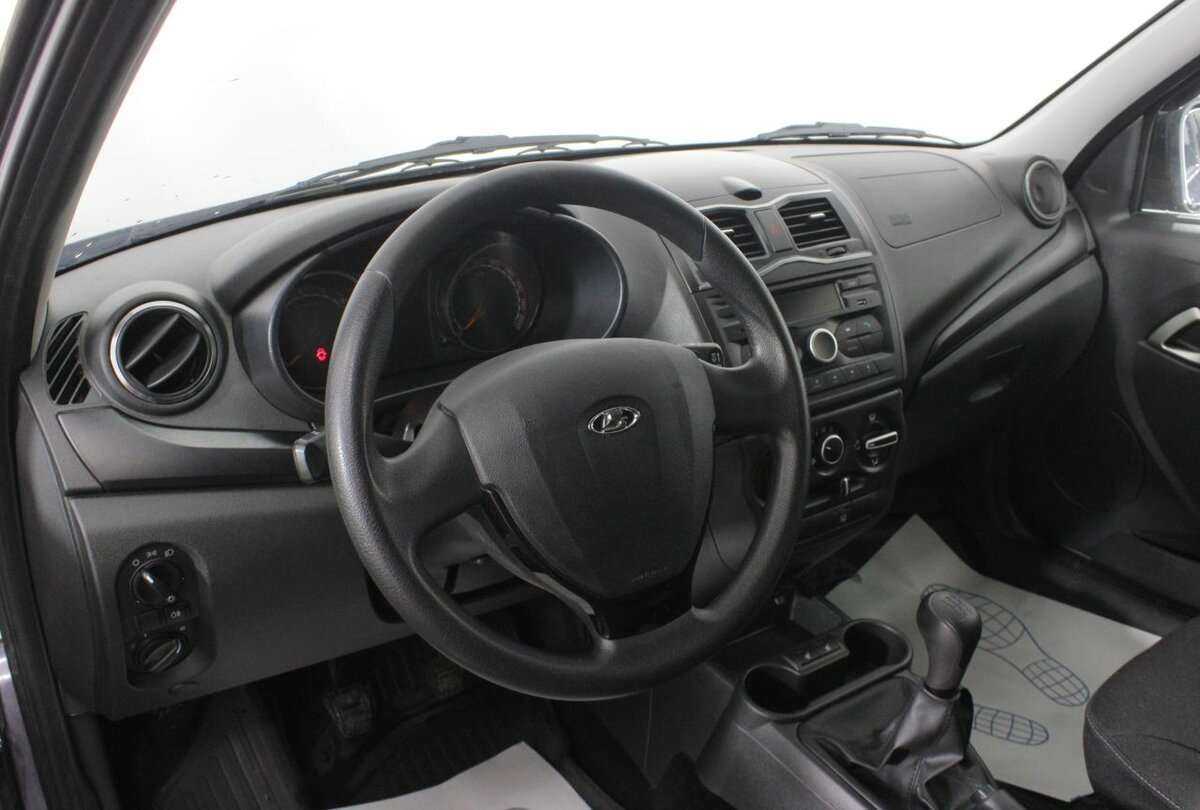 Купить Lada (ВАЗ) Granta Cross Euro-2, 2022, 30 268 км, фото №13