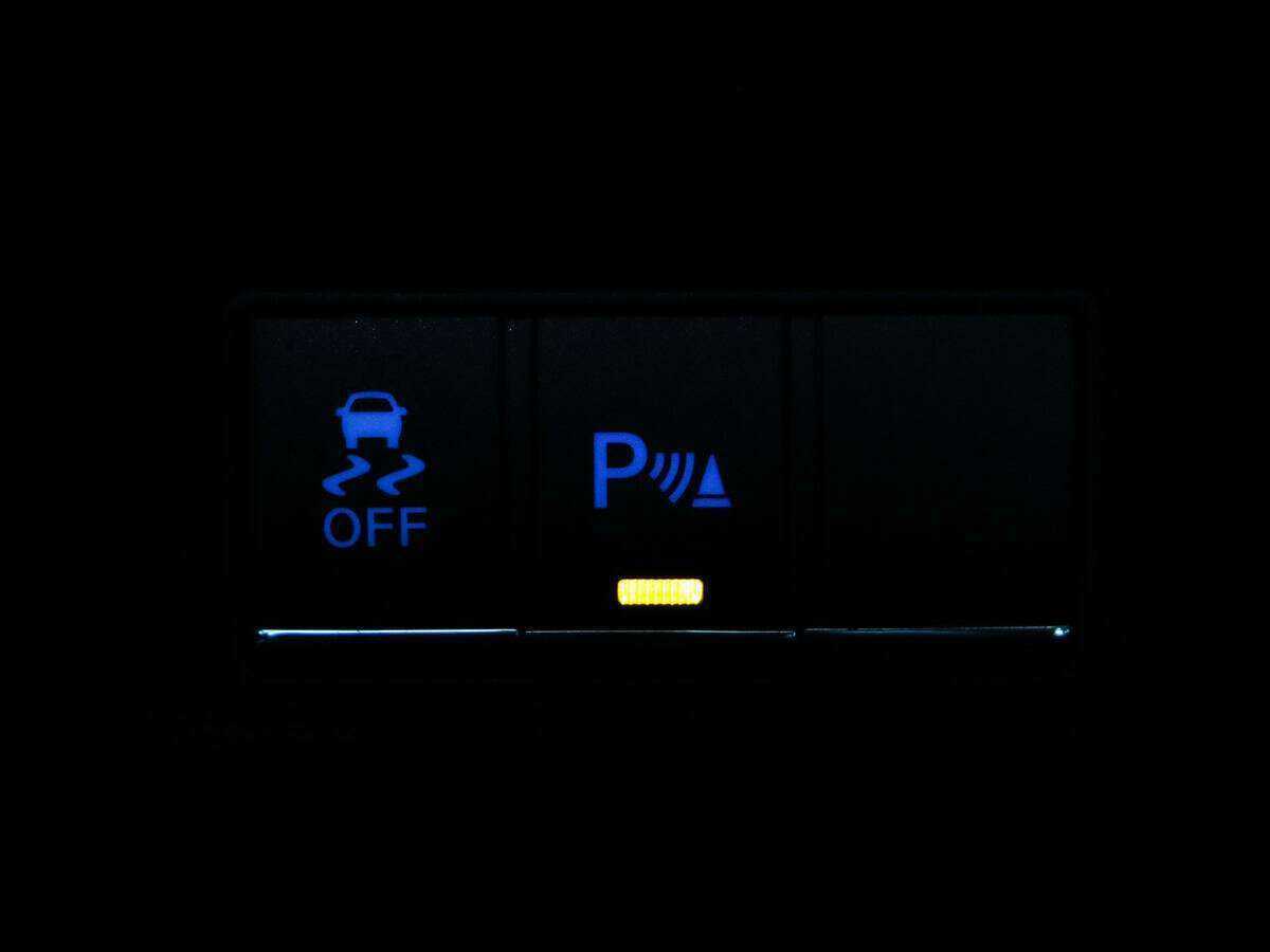 Купить Infiniti Q70, 2014, 115 637 км, фото №16