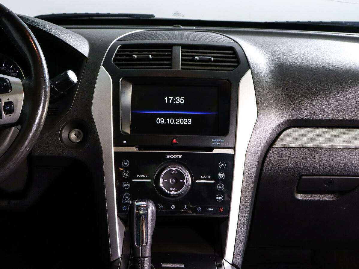 Купить Ford Explorer Sport, 2014, 136 300 км, фото №13