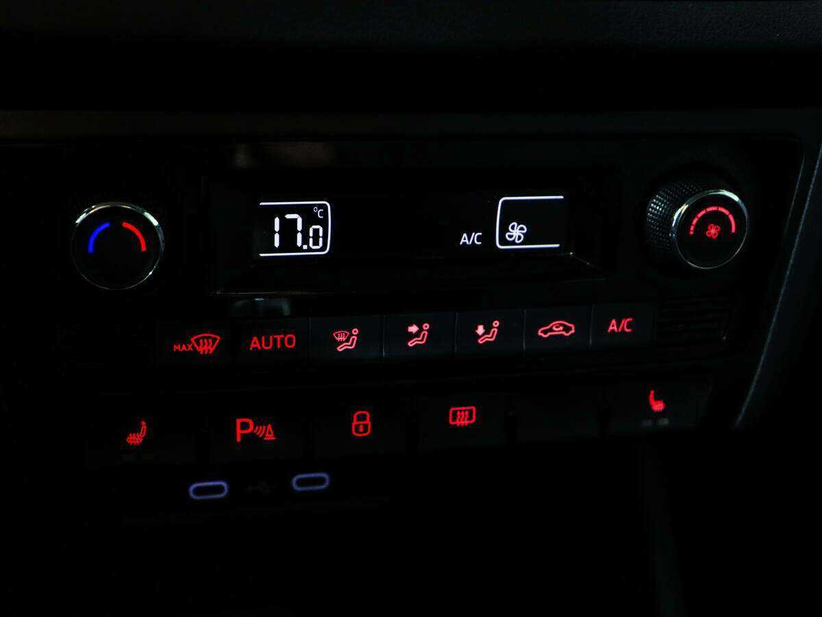 Купить Volkswagen Polo, 2021, 80 380 км, фото №14