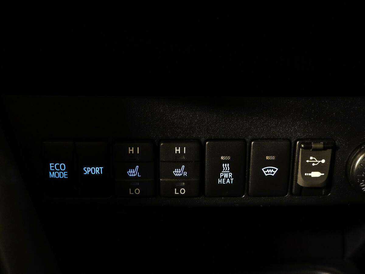 Купить Toyota RAV4, 2017, 113 002 км, фото №15