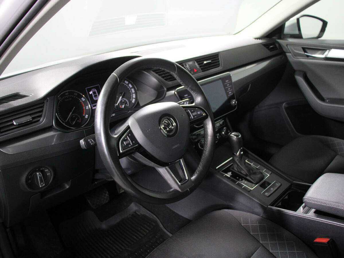 Купить Skoda Superb, 2017, 100 063 км, фото №11