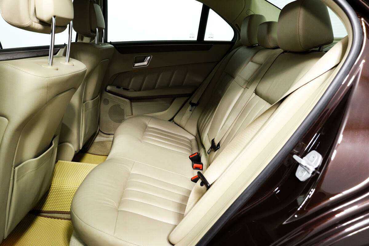 Купить Mercedes-Benz E-Класс 350, 2012, 112 277 км, фото №12