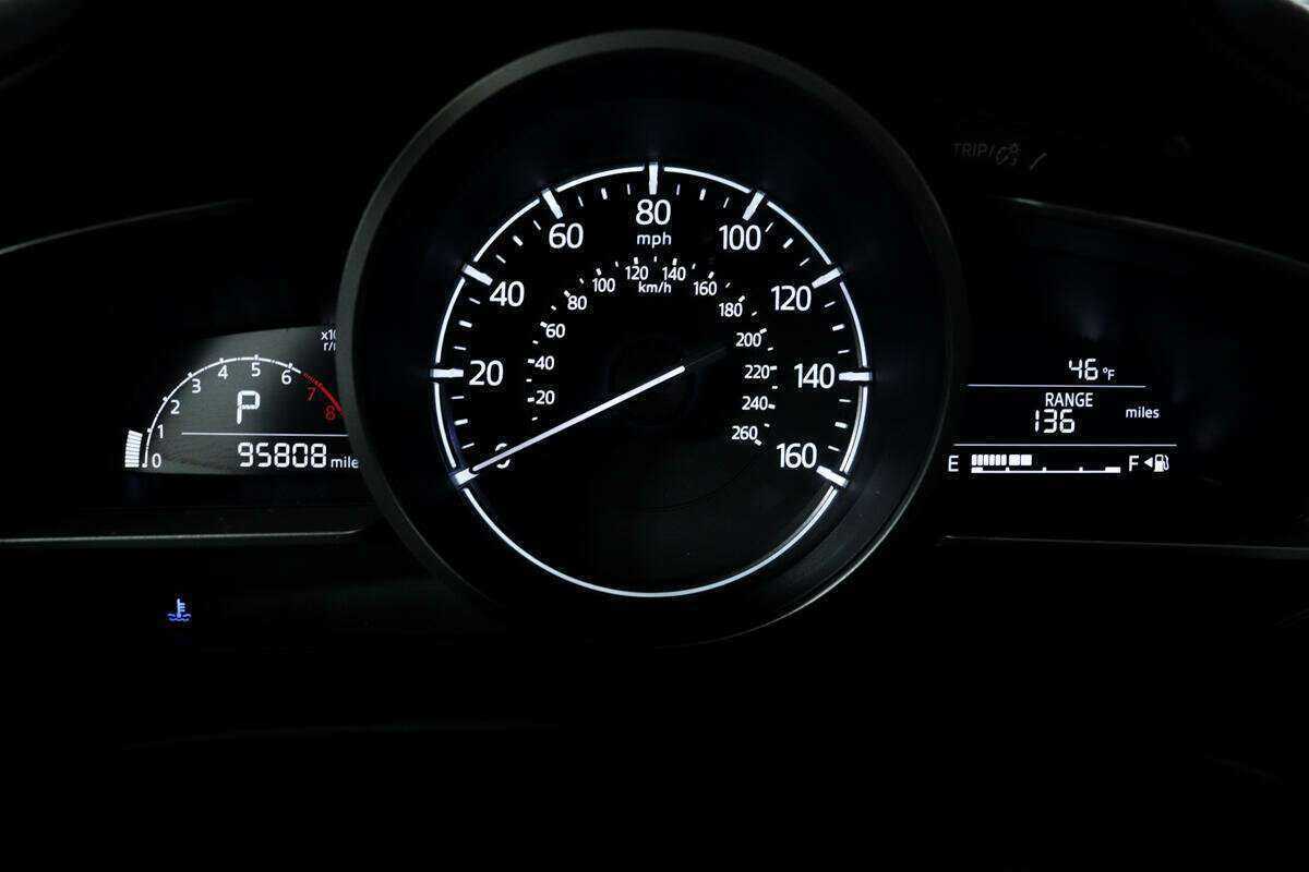 Купить Mazda 3, 2016, 153 387 км, фото №10