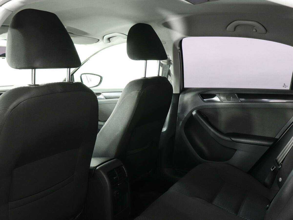 Купить Volkswagen Jetta, 2013, 166 916 км, фото №12