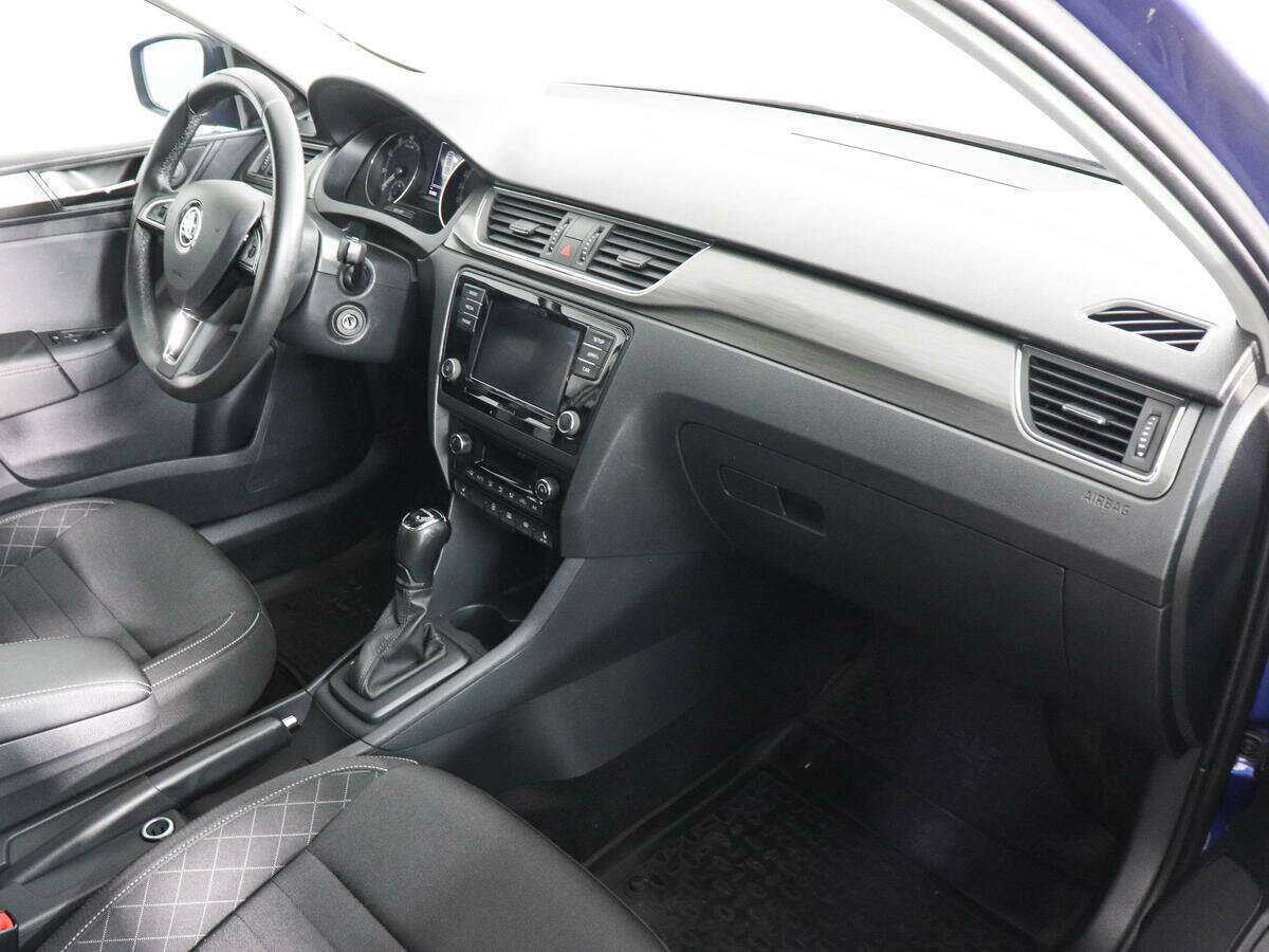 Купить Skoda Rapid, 2018, 81 801 км, фото №10