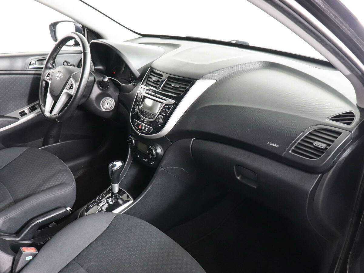 Купить Hyundai Solaris, 2012, 173 787 км, фото №6