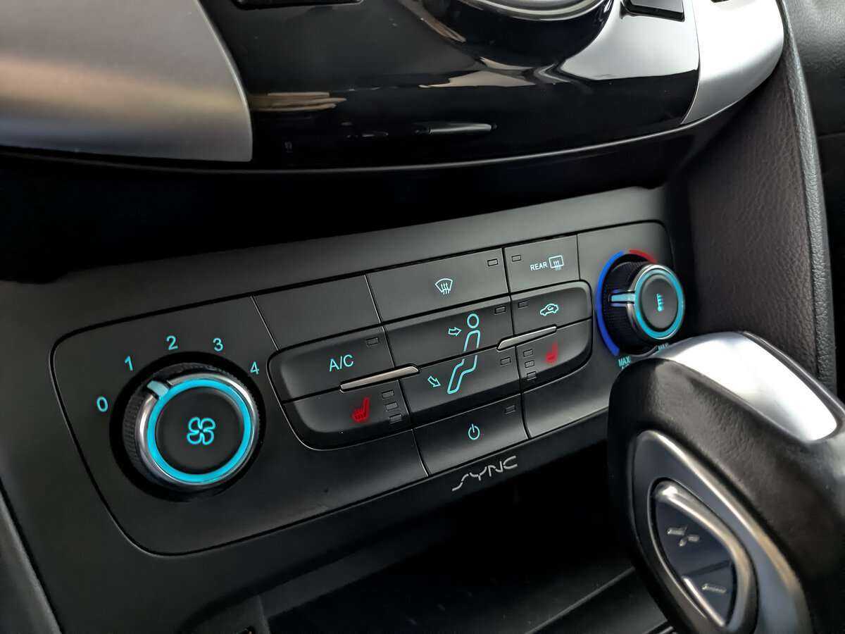 Купить Ford Focus, 2017, 111 000 км, фото №17