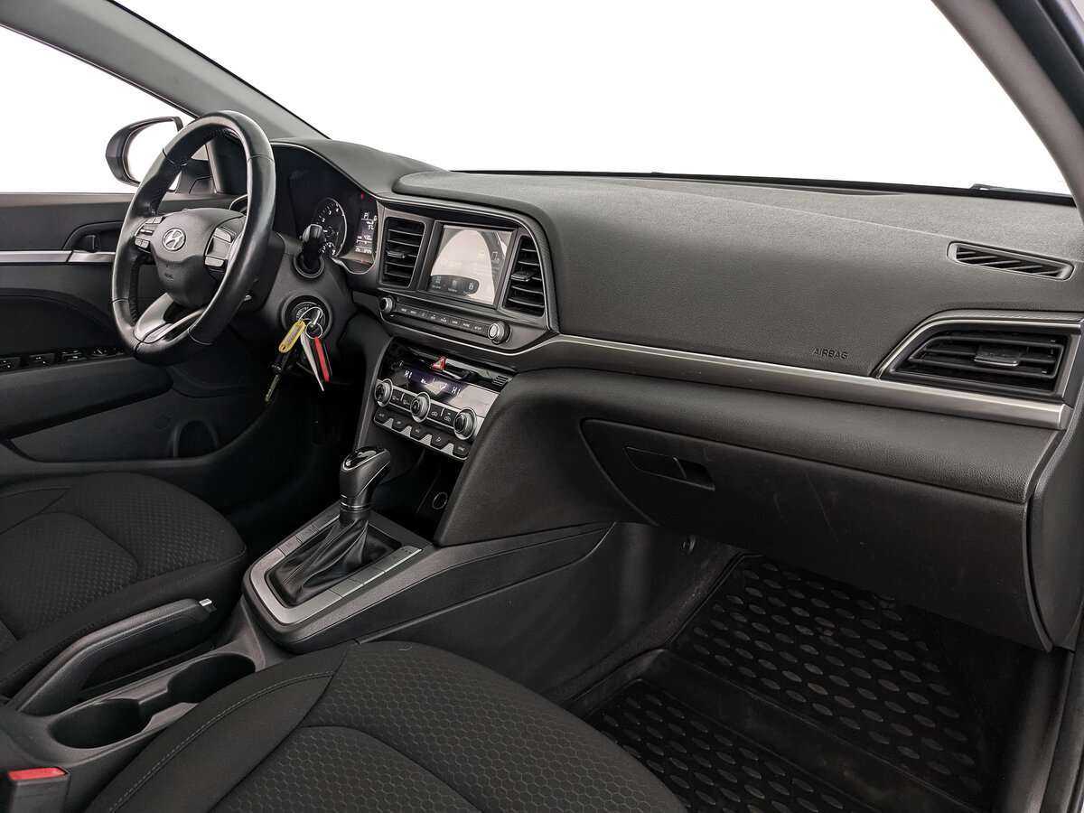 Купить Hyundai Elantra, 2020, 32 430 км, фото №9