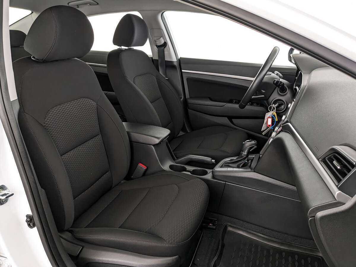 Купить Hyundai Elantra, 2020, 68 111 км, фото №24