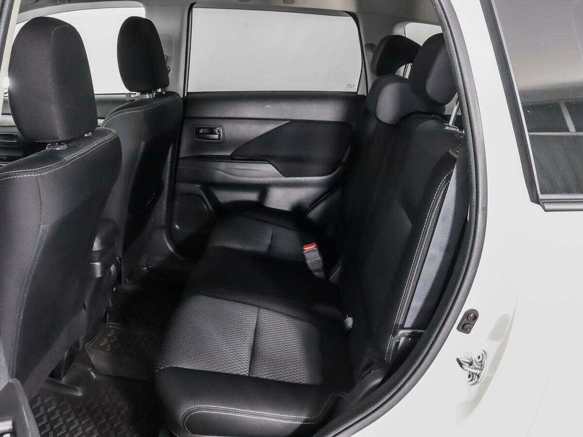 Купить Mitsubishi Outlander, 2016, 140 397 км, фото №10