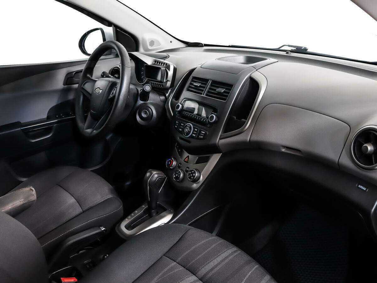 Купить Chevrolet Aveo, 2013, 174 594 км, фото №11