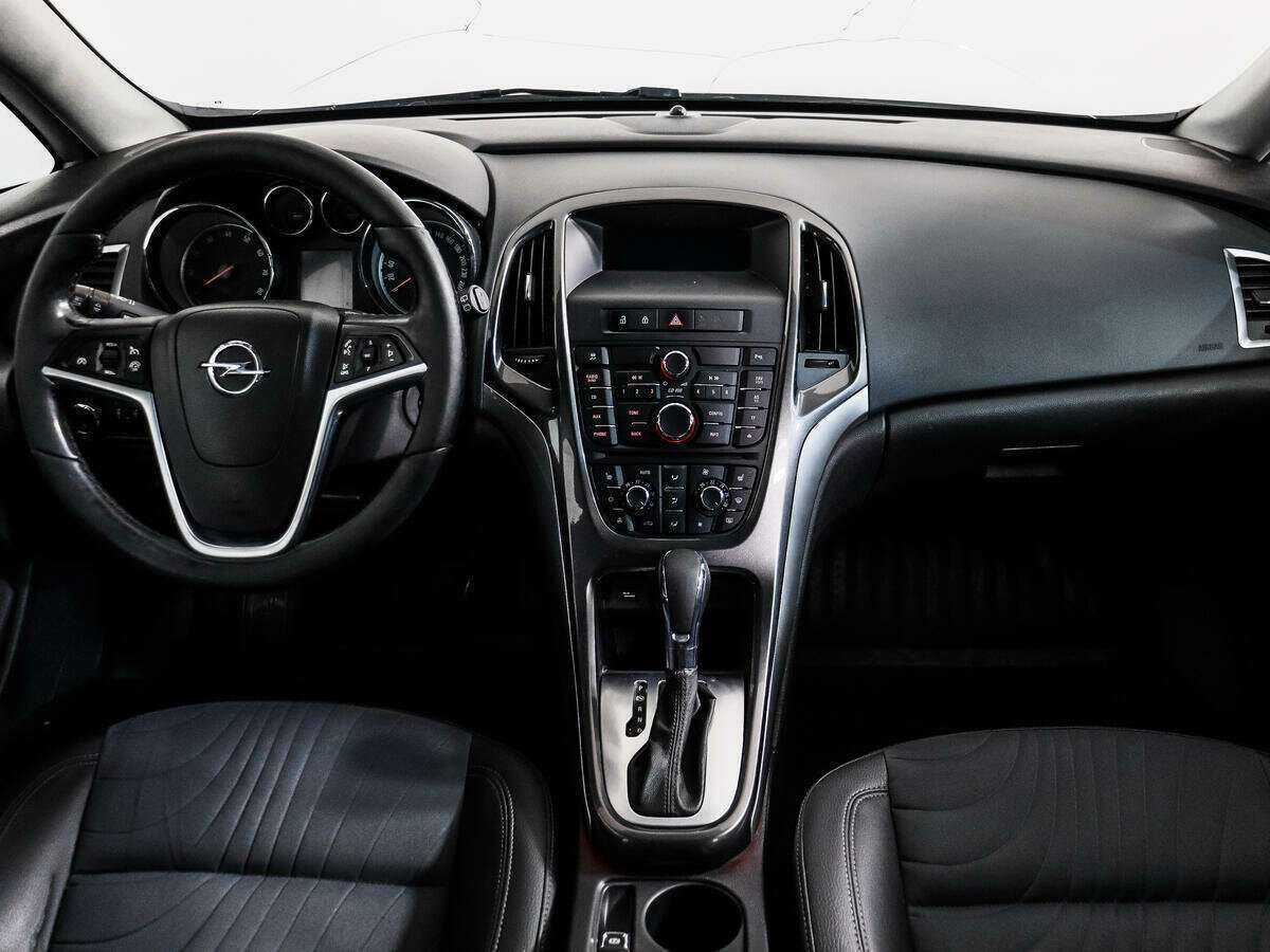 Купить Opel Astra, 2013, 288 491 км, фото №12