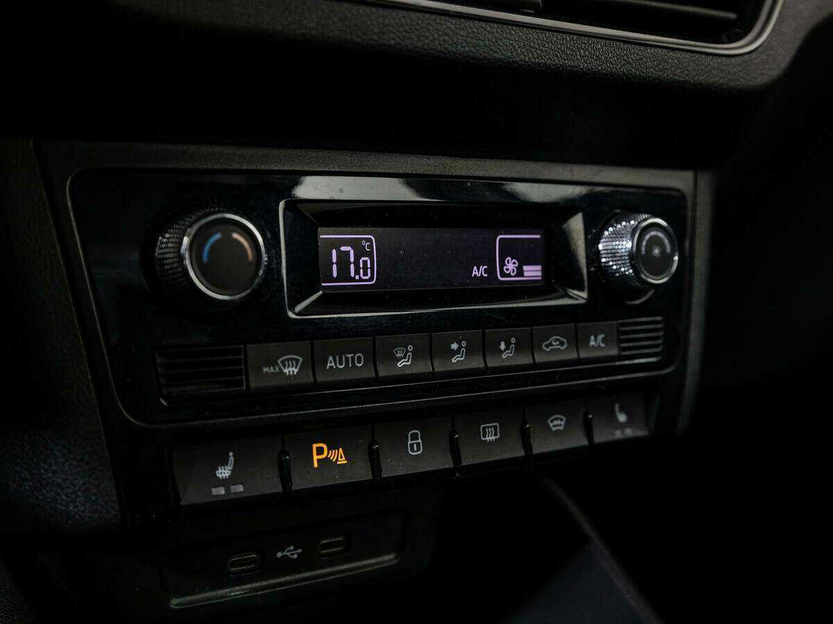 Купить Skoda Rapid, 2020, 91 585 км, фото №18