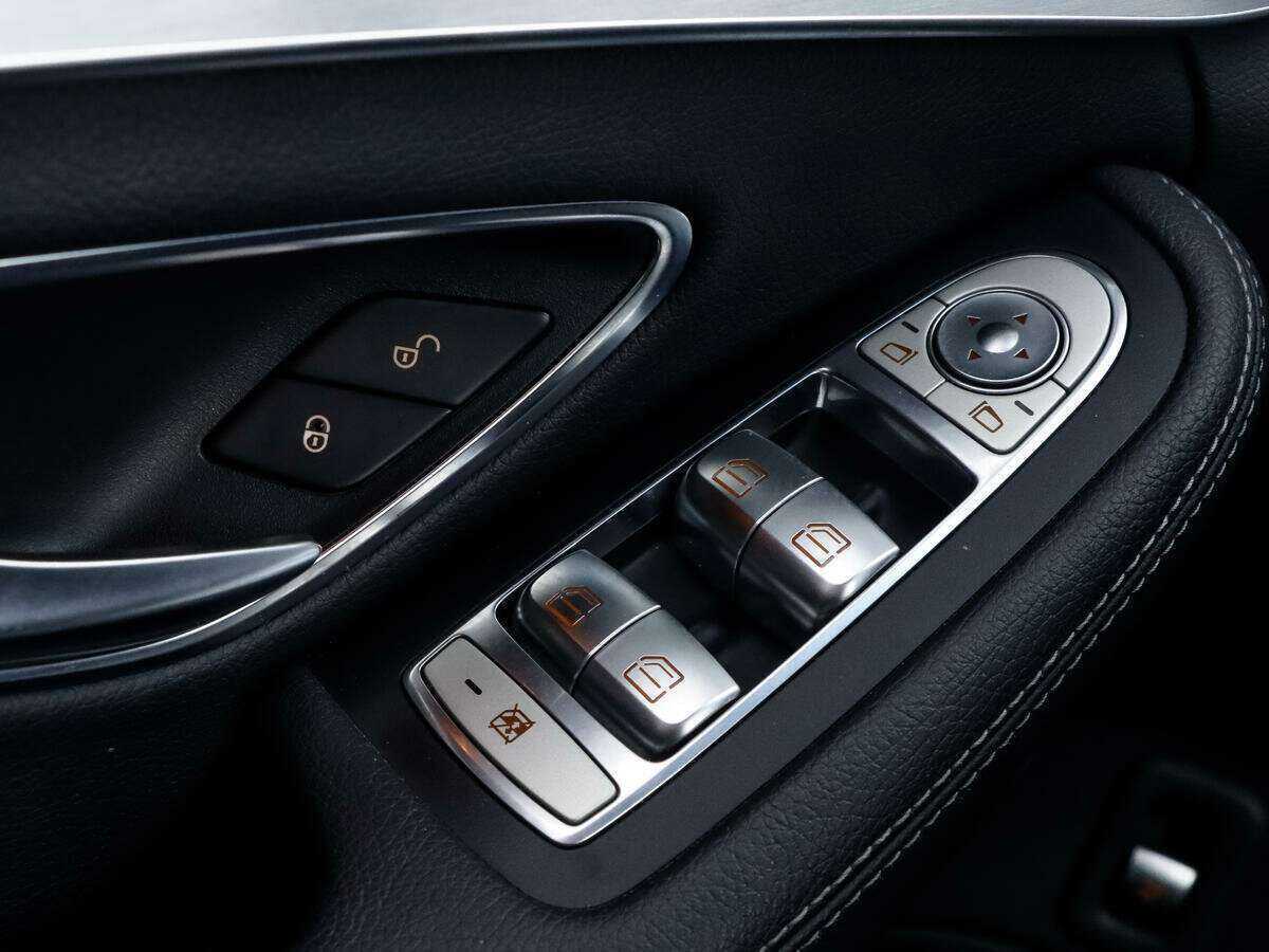 Купить Mercedes-Benz C-Класс 180, 2015, 73 027 км, фото №15