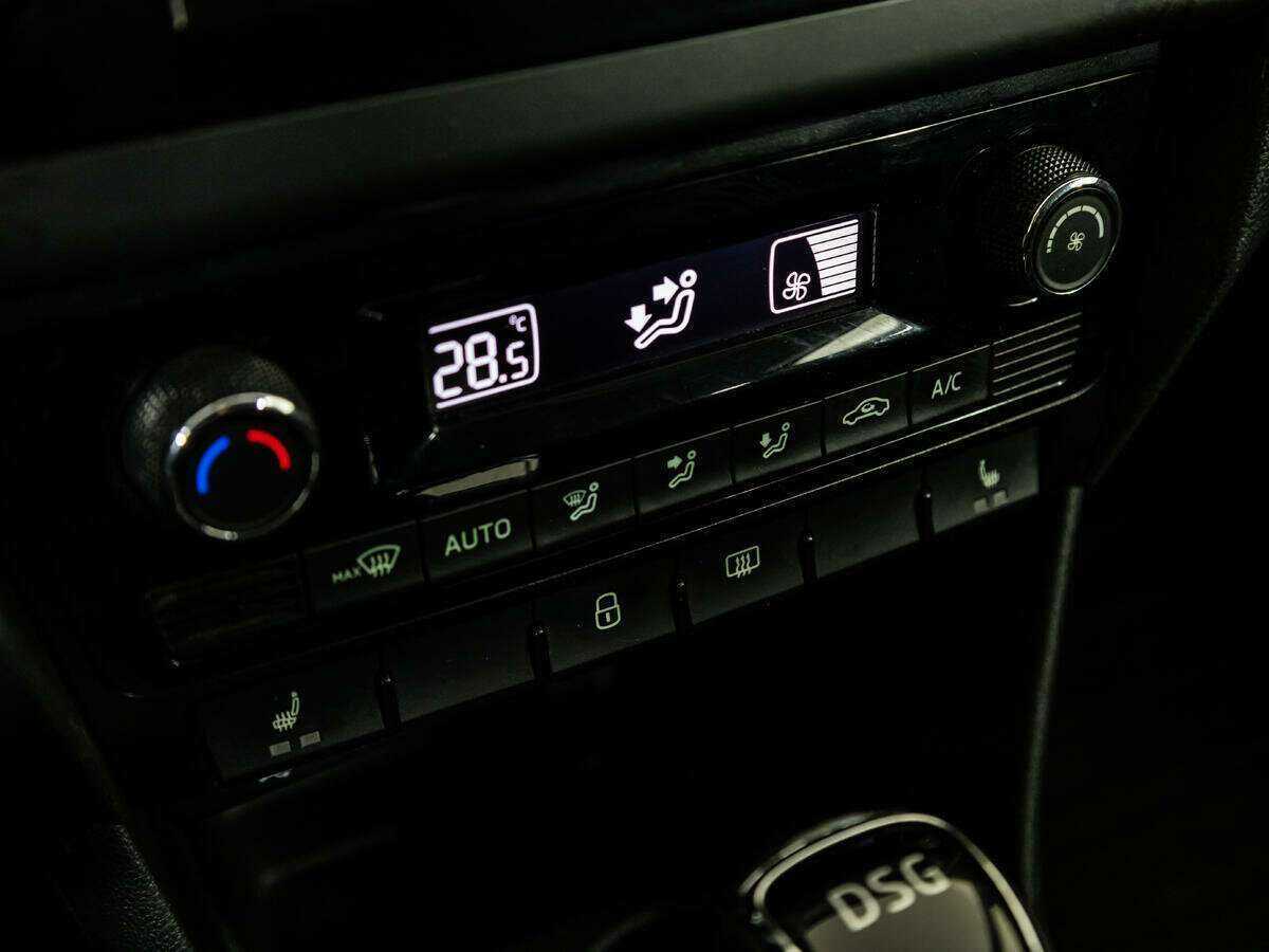 Купить Skoda Rapid, 2017, 189 436 км, фото №18