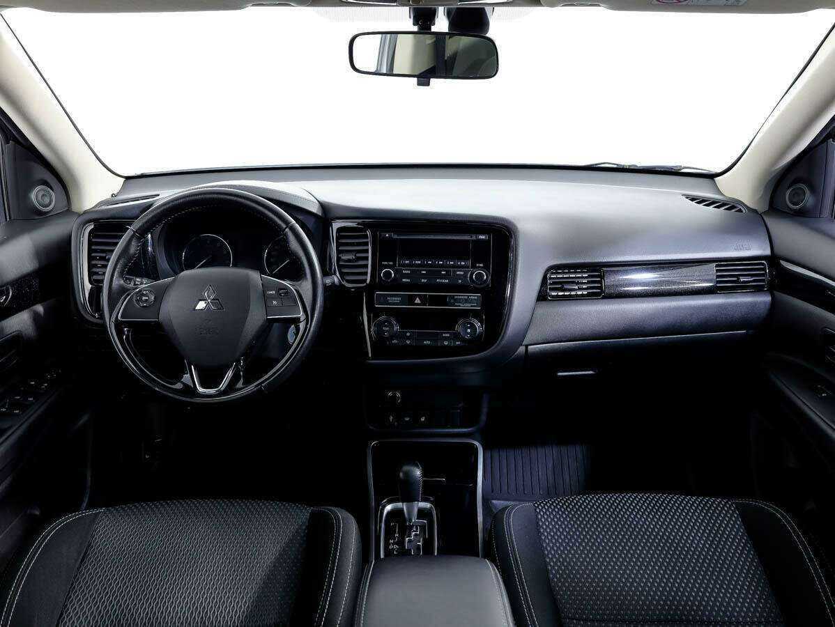 Купить Mitsubishi Outlander, 2018, 94 398 км, фото №10
