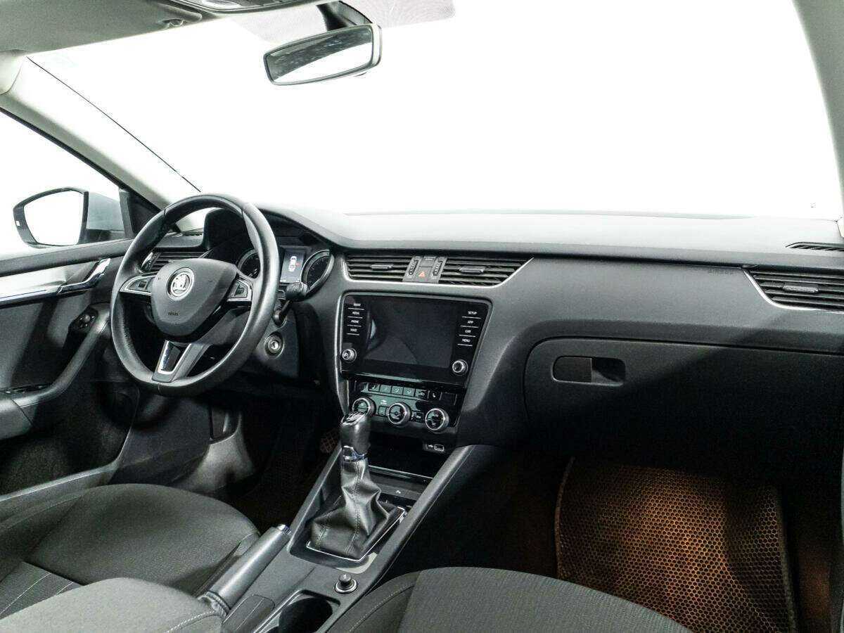Купить Skoda Octavia, 2018, 61 578 км, фото №9