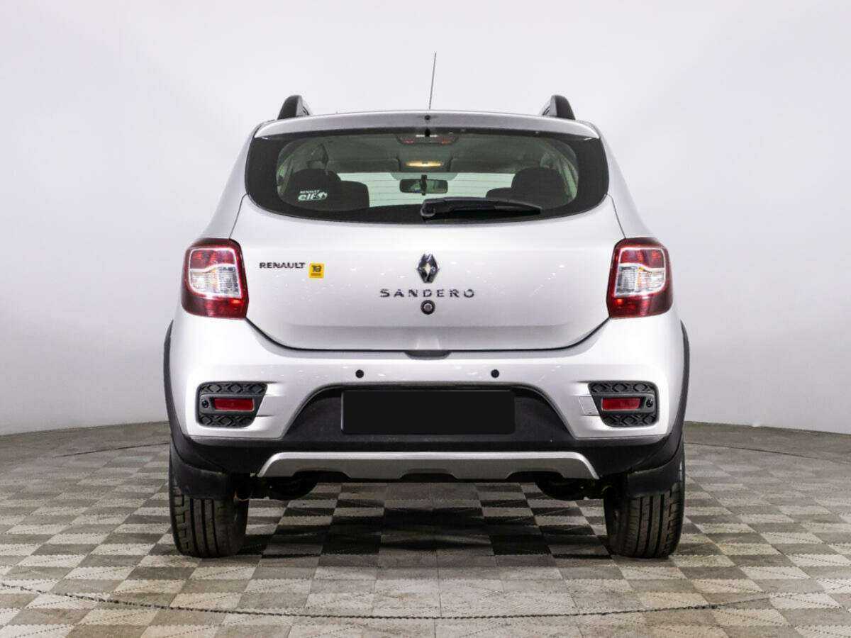 Купить Renault Sandero Stepway, 2015, 81 937 км, фото №6