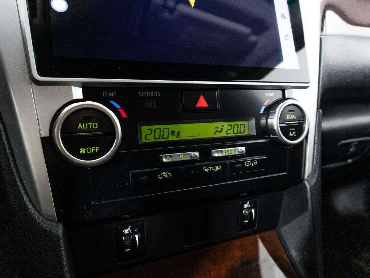 Купить Toyota Camry, 2012, 269 982 км, фото №15