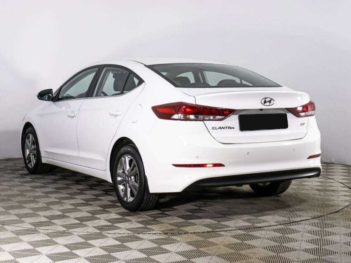 Купить Hyundai Elantra, 2016, 115 307 км, фото №7