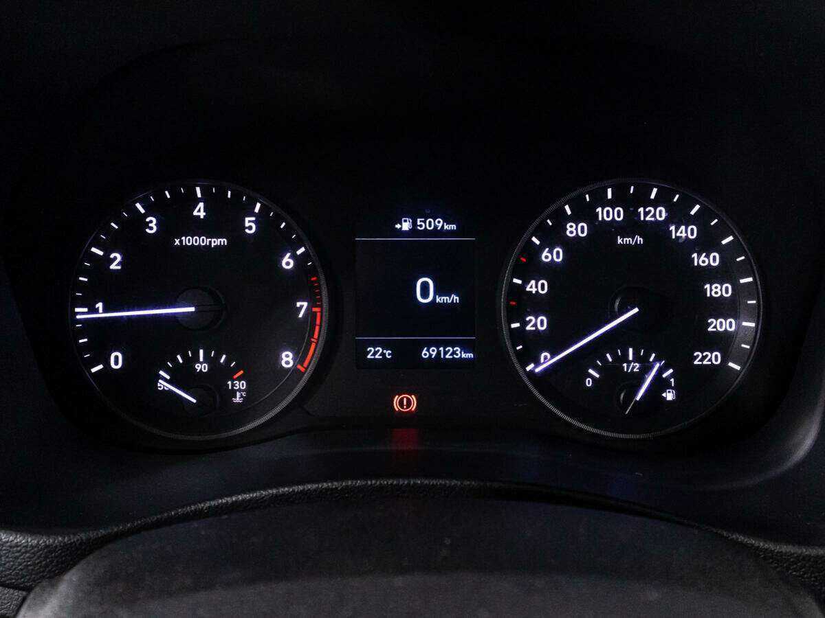 Купить Hyundai Solaris, 2017, 69 118 км, фото №12