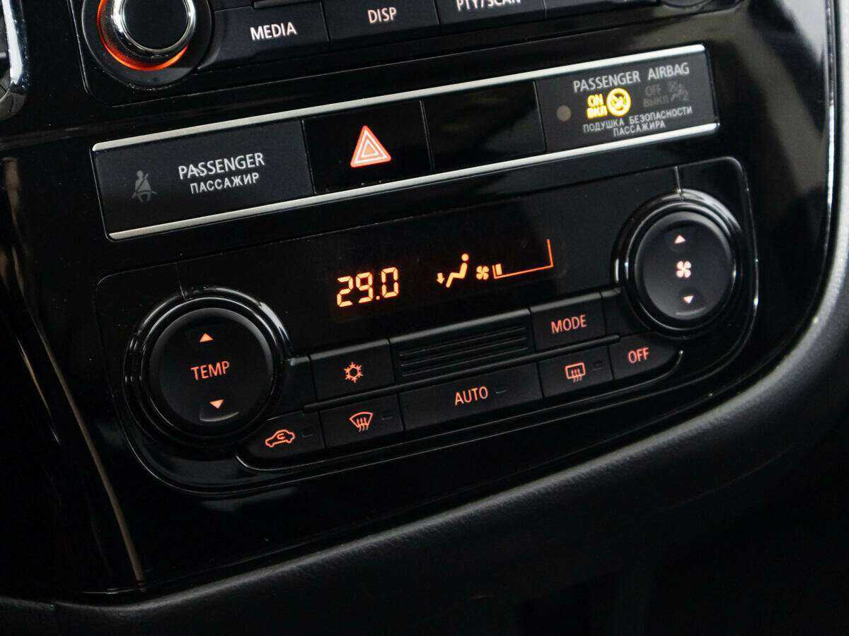 Купить Mitsubishi Outlander, 2019, 98 440 км, фото №16