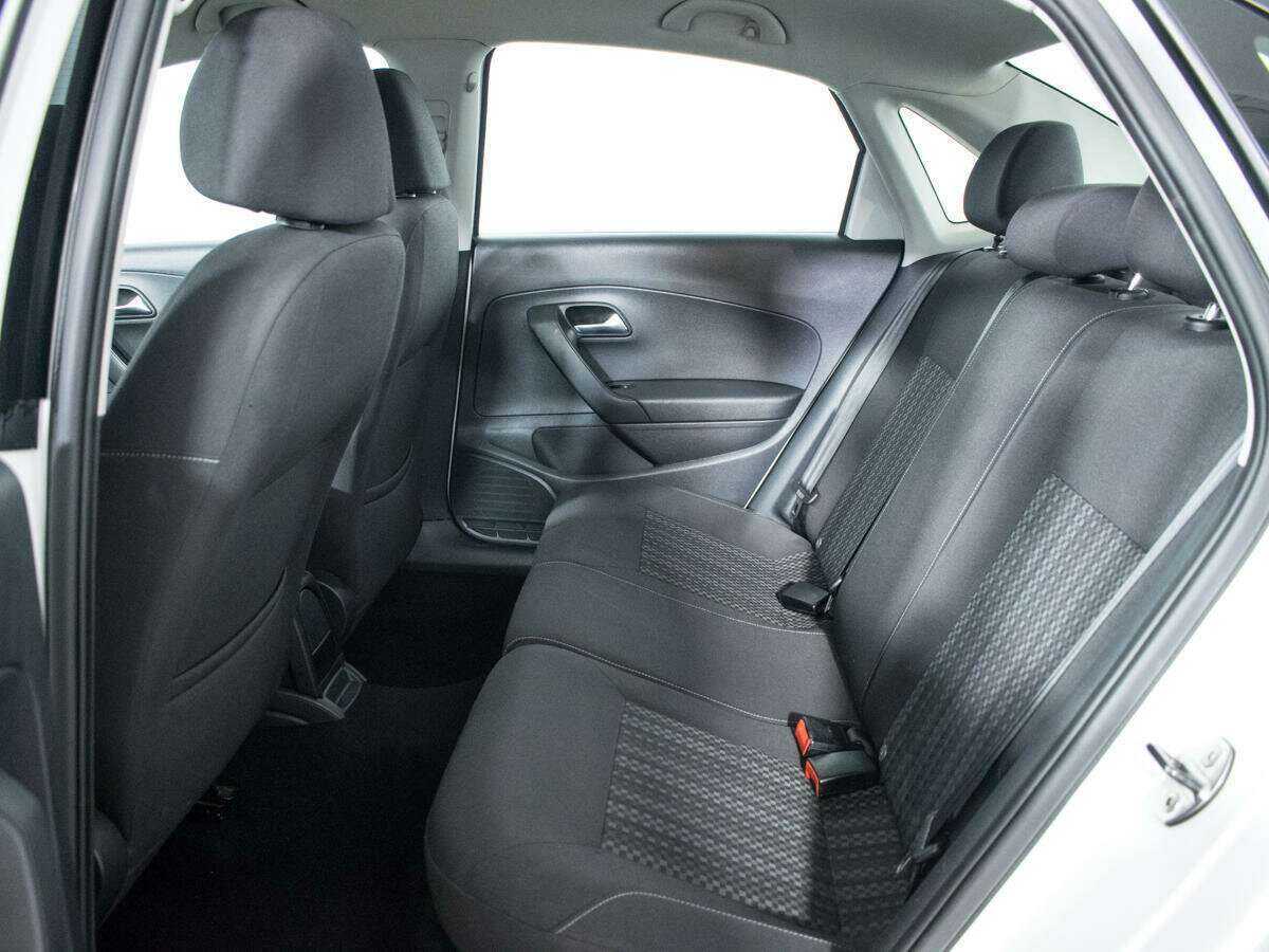 Купить Volkswagen Polo, 2015, 191 000 км, фото №10