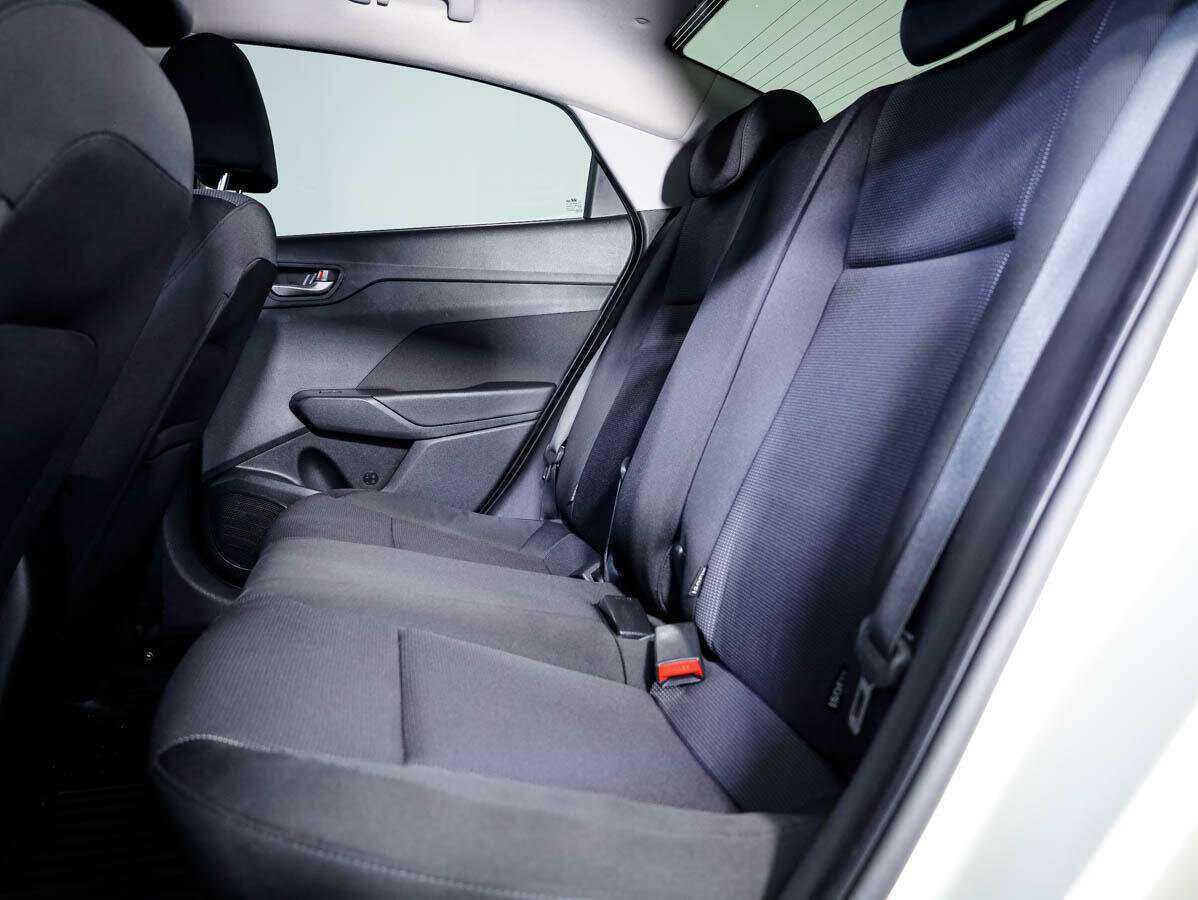 Купить Hyundai Solaris, 2017, 103 052 км, фото №12