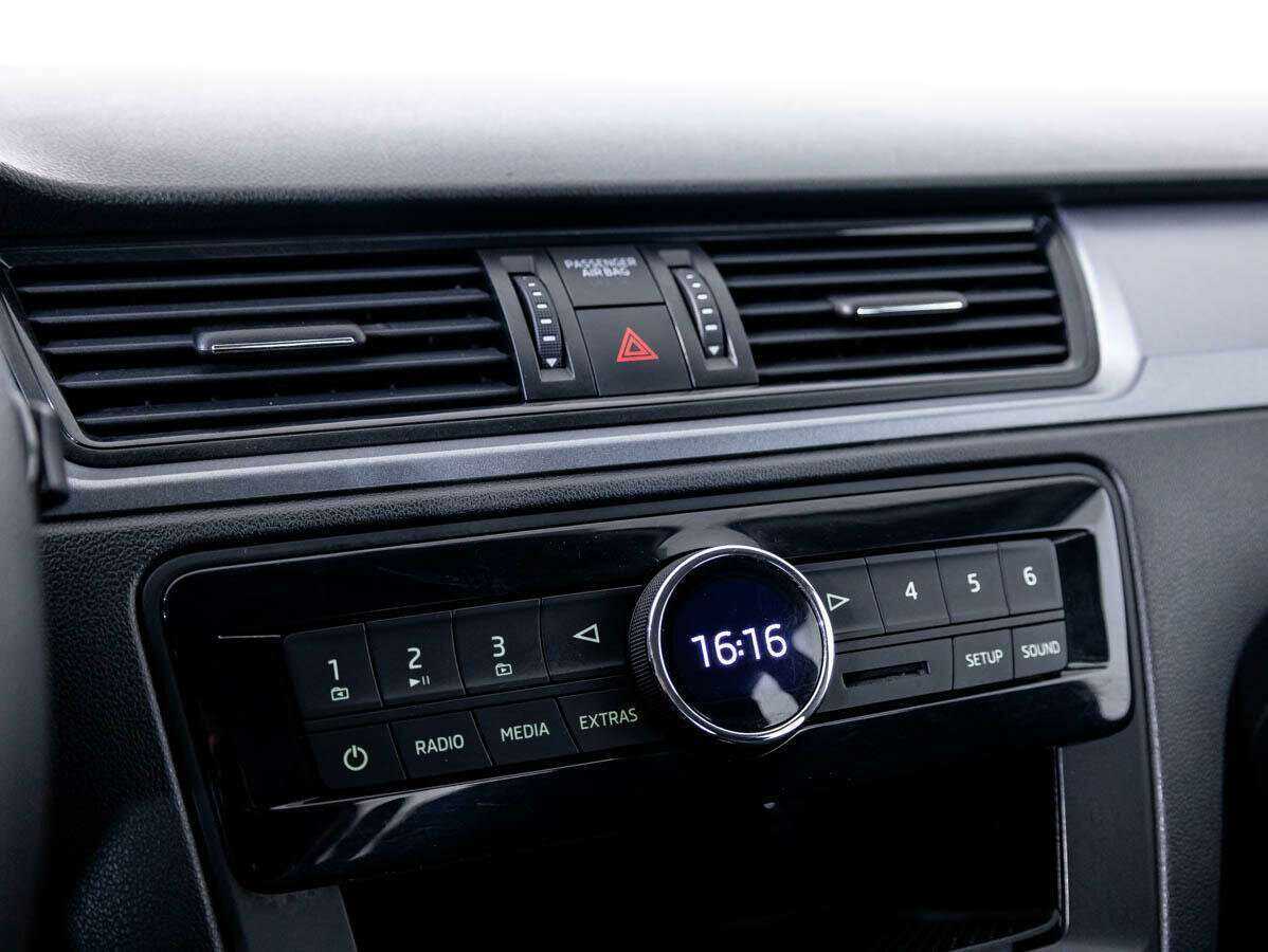 Купить Skoda Rapid, 2017, 141 688 км, фото №17