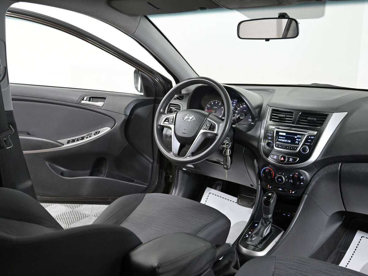 Купить Hyundai Solaris, 2016, 114 000 км, фото №7