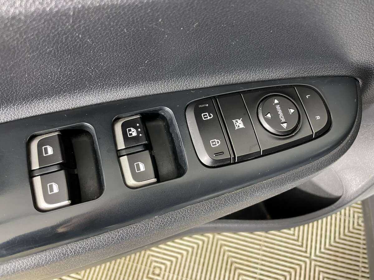 Купить Kia Rio X-Line, 2020, 124 502 км, фото №18