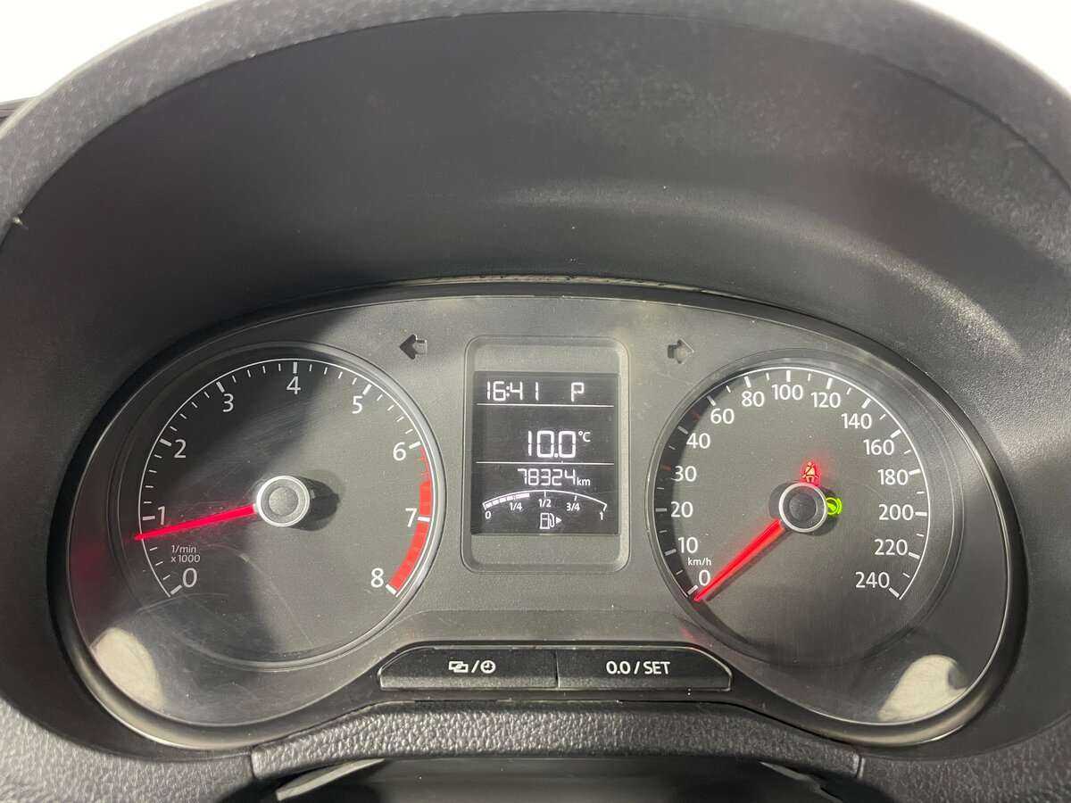 Купить Volkswagen Polo, 2016, 78 324 км, фото №12