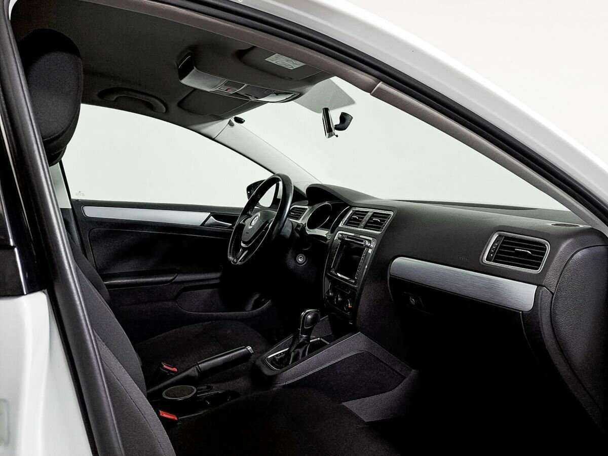 Купить Volkswagen Jetta, 2018, 117 510 км, фото №8