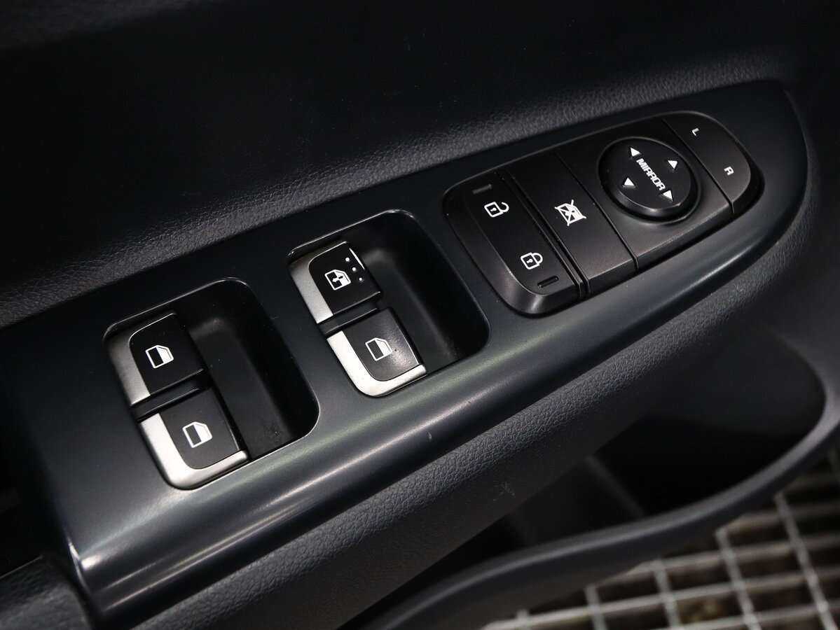 Купить Kia Rio, 2017, 86 100 км, фото №9