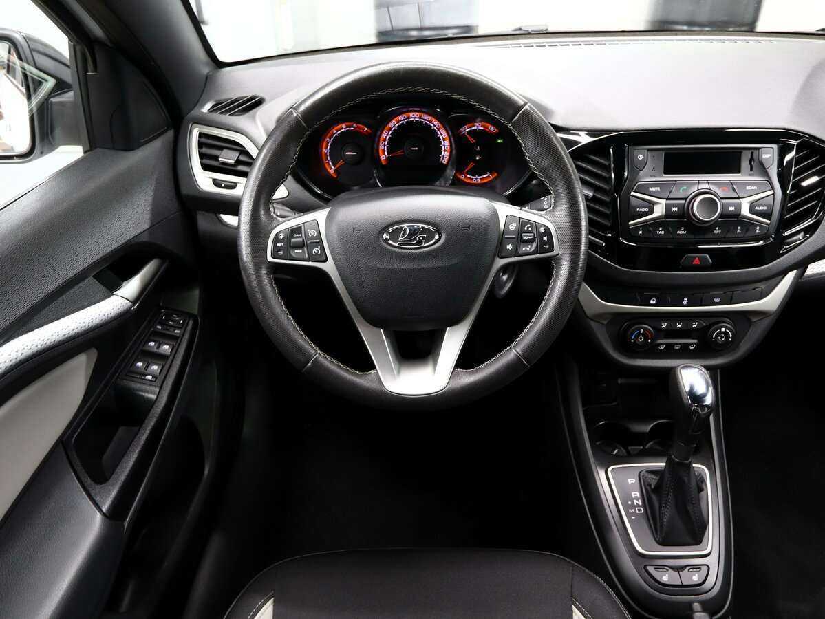 Купить Lada (ВАЗ) Vesta SW Cross, 2021, 48 750 км, фото №17