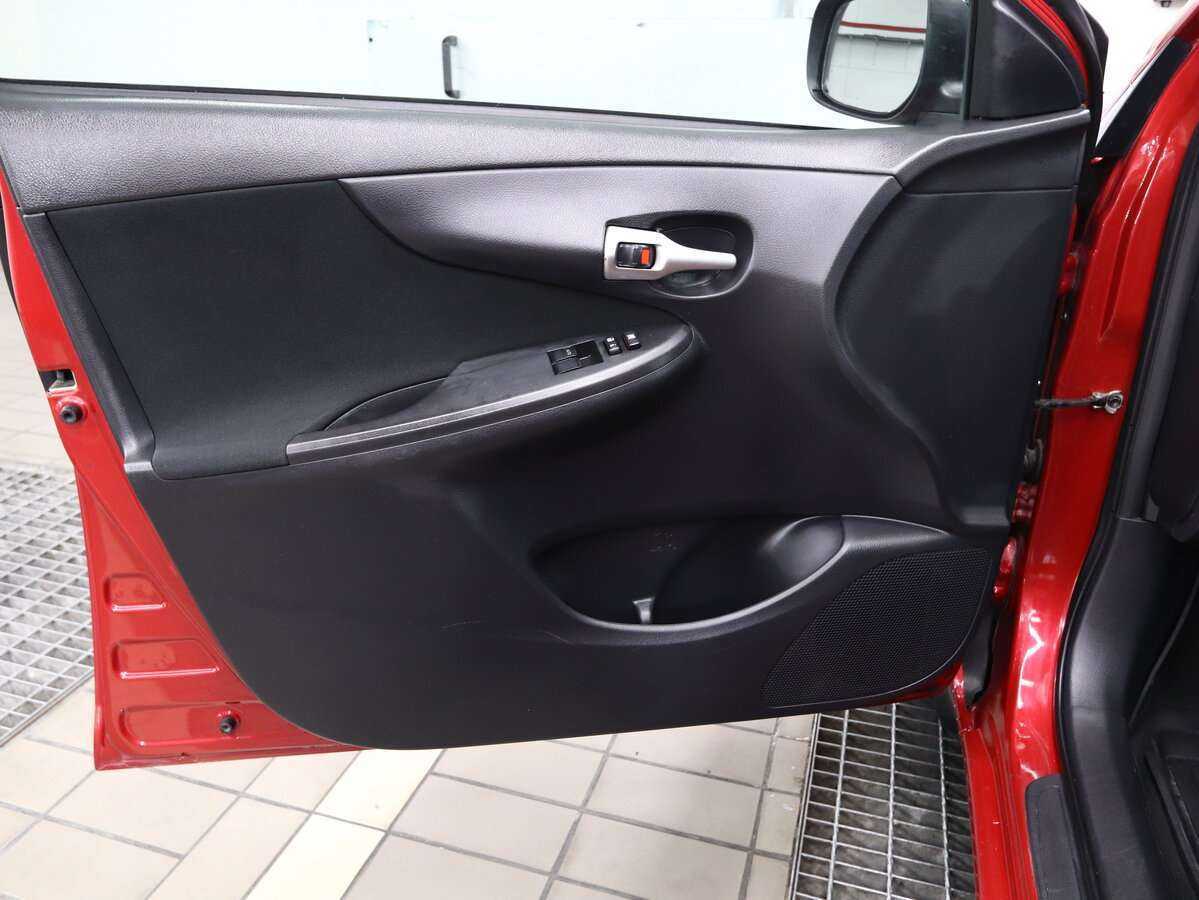 Купить Toyota Corolla, 2012, 176 000 км, фото №6